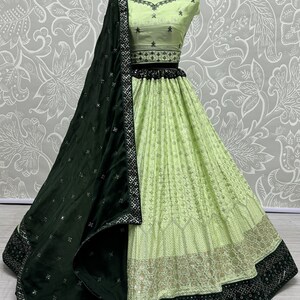 Designer Green Georgette Lehenga Choli con ricamo in sequenza e Dupatta in chiffon per le donne, Reception Lehenga, Choli da damigella d'onore immagine 6