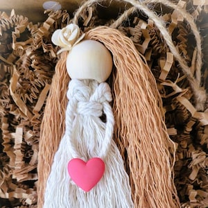 Mother&#39;s Day Gift, Macrame Doll with Heart, Macrame Angel, Macrame Doll, Macrame Heart, Macrame Gifts, Gifts under 25