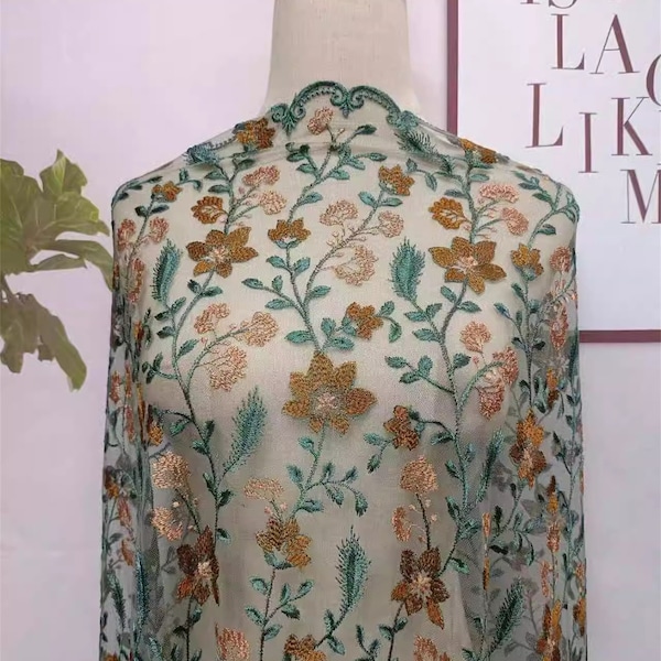 Tissu de tulle de fleur brodé décoratif tissu de robe de soirée de fleur tissu de tulle multifonctionnel pour la robe de mariée de voile