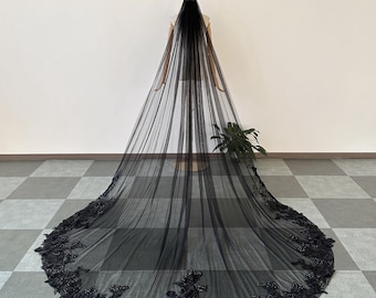 Velo gótico de tul negro con encaje. Velo de novia negro de una sola capa con estampado floral 3D y perlas. Velo de novia bohemio único.