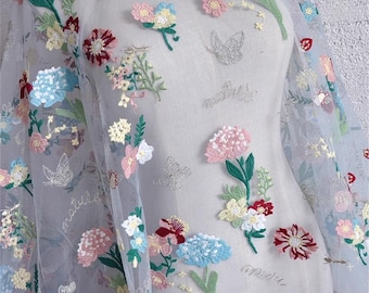 Petites fleurs colorées plantes Tulle tissu beau tissu Transparent pour robe de mariée robe de soirée tissu voile fait main