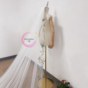 Garden wedding floral veil. Colorful lace veil. High quality handmade bridal veil. Soft elegant floral wedding veil.