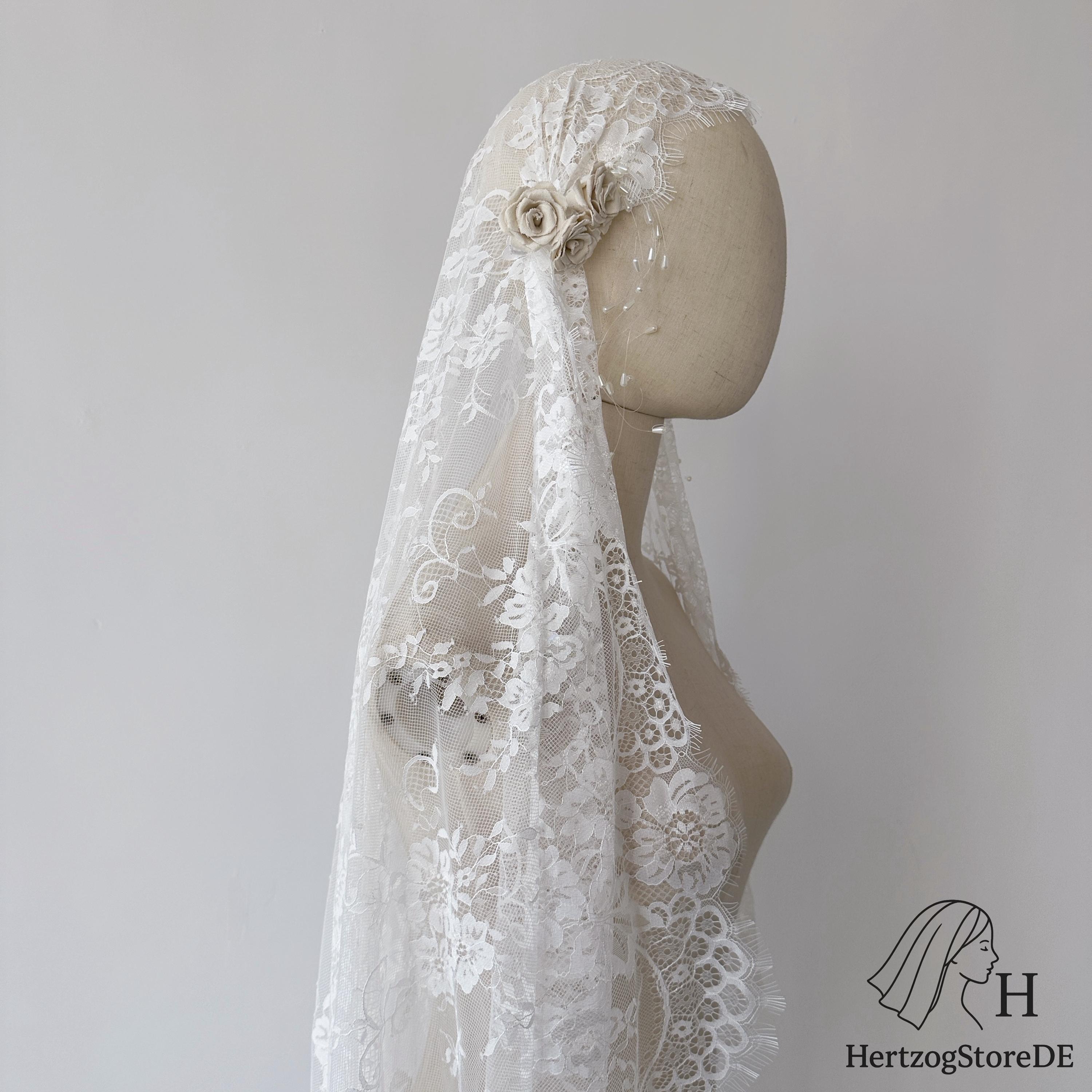 Vintage Juliet Cap Bridal Veil With 3D Flowers and Pearls, Boho