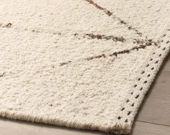 Handmade Wool Kilim Area Rug, Neutral Chevron Geometric Flatweave Rug, Modern Farmhouse & Boho Living Room Carpet, Minimalist Neutral Rug