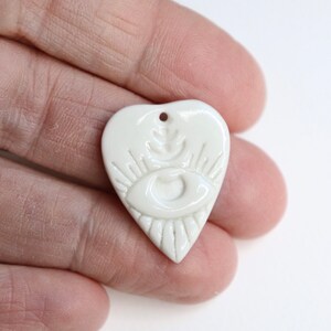 1 pendentif à breloques coeur en céramique, porcelaine artisanale bohème Without a jump ring
