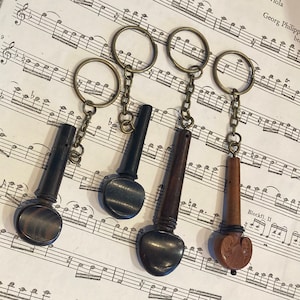 Violin peg keychain, gift for violin teacher orchestra musician