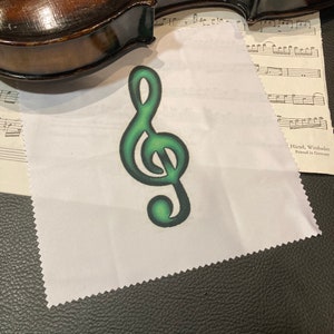 Violin cleaning cloth, violin cloth, violin care, violin gift, green clef cleaning cloth, violin varnish care, accessory for violinists