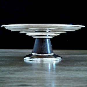 Ravinet d&#39;Enfert Paris Centerpiece, Early 20th Century Art Deco Finished with Solid Wood and Silver Plating.