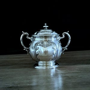 Christofle Paris Sugar Pot/Sucrier, Silver Plated Rare Early Century Production Gallia L&#39;Alfenide.