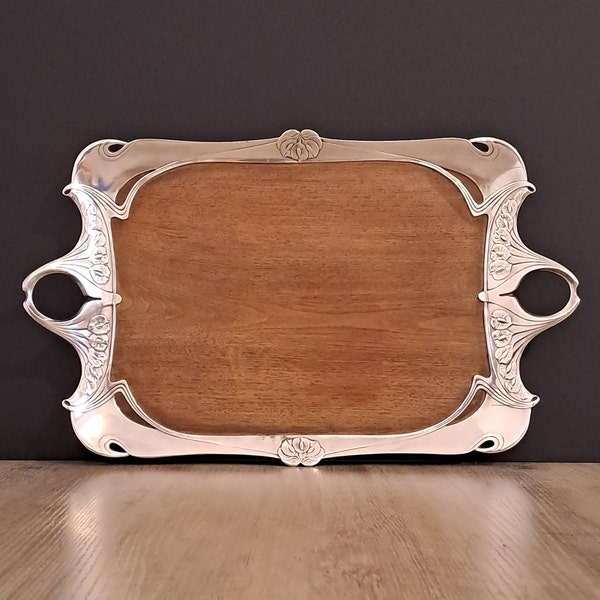 Christofle Paris Gallia Serving Tray/Plateau, Art Nouveau Silverplate Surround Housing a Solid Wood Base Circa 1910.