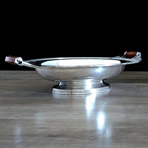 Jean DESPRÉS (1889-1980) Timbale sur piédouche en métal argenté