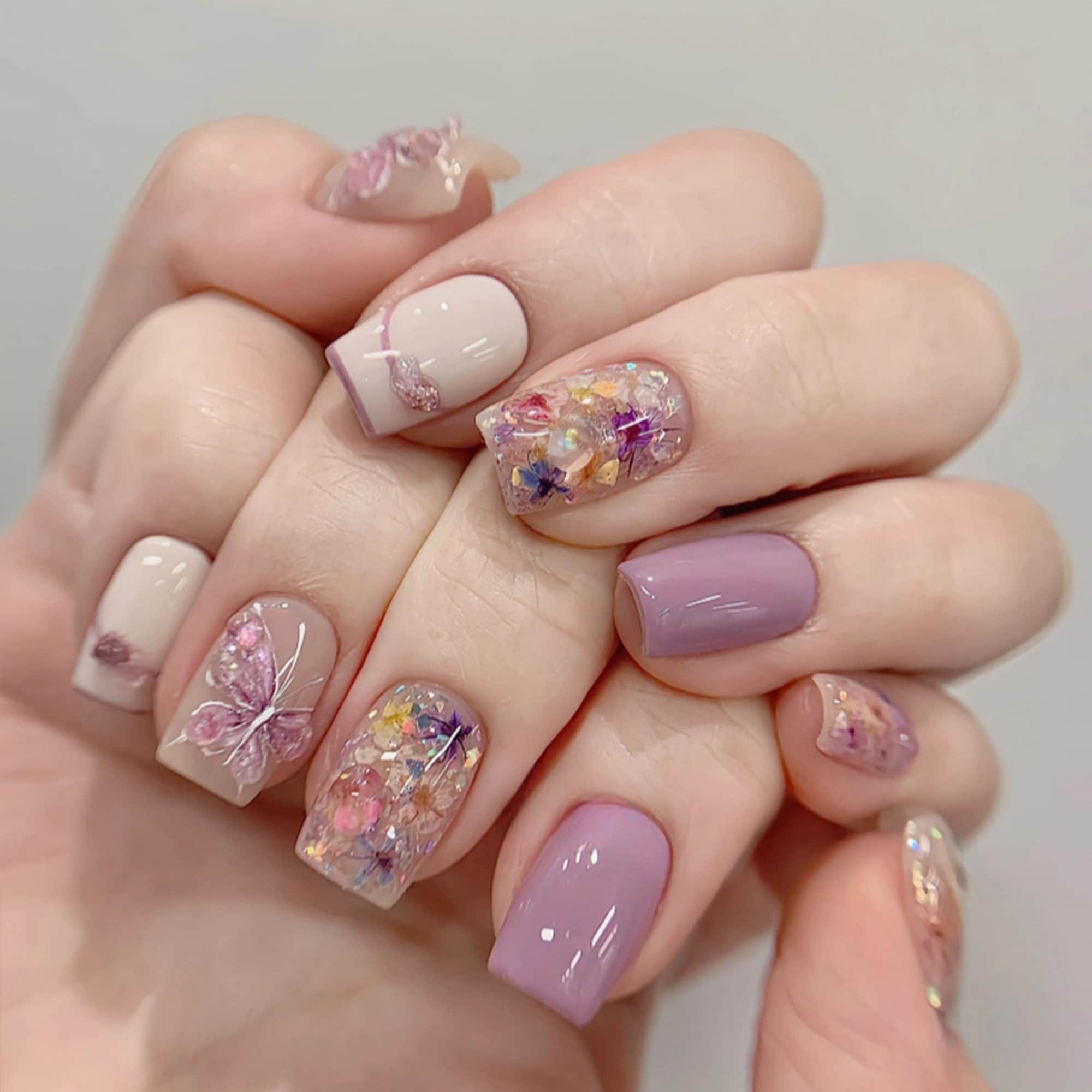 Purple butterfly nails España