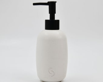 Harmonia Concrete Soap Dispenser, Polymer Concrete, Liquid Soap, Handmade Soap Pump, Minimalist Design, Durable, Renewable
