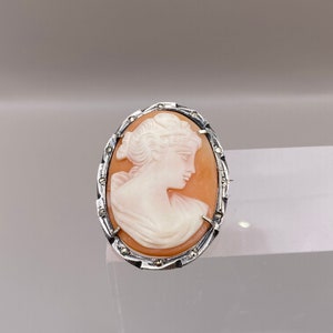 Vintage 70&#39;s Classic Carved Shell Cameo Silver Casing with Marcasite Details Brooch / Pendant