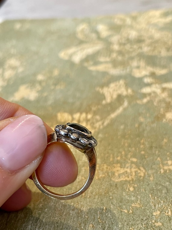 Delizioso anello antico ad auteola con zaffiro ta… - image 4