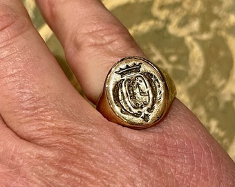 Late Victorian Chevalier Ring With Noble Coat of Arms Engraved - Etsy