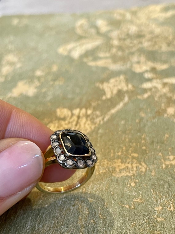Delizioso anello antico ad auteola con zaffiro ta… - image 3