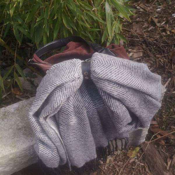 Porte foulard pour sac à main