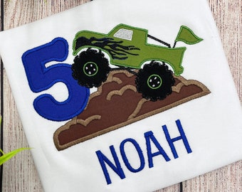 Personalisierte Kinder Monster Truck Geburtstag Shirt, gesticktes Monster Truck Shirt, Jungen Geburtstag Shirt, Geburtstagsgeschenk, Shirt mit Namen Nummer