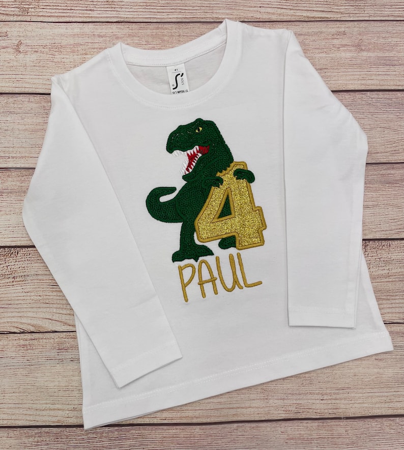 Dinosaurier Shirt Geburtstag personalisiert mit Name und Zahl Geburtstags Shirt Dino T-Rex, Besticktes Kinder Shirt, Geburtstagsgeschenk Bild 6