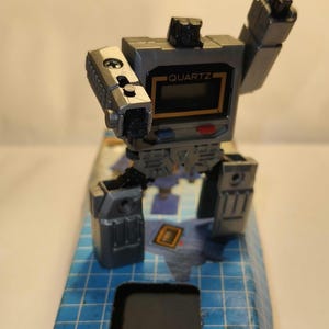 D*K様 ロボメカ　当時もの Retro Vintage 1980's Unbranded Takara-like Kronoform Transformers