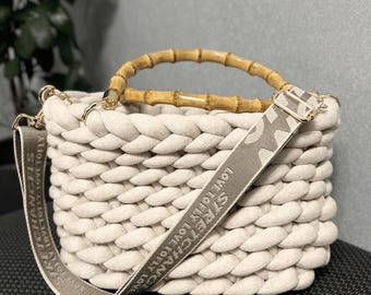 Customizable chunky knit bag, shopper, handbag made from thick chunky yarn