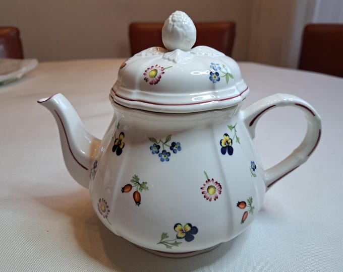 Villeroy & Boch Petit Fleur tea pot, mocha pot, coffee pot, coffee pot