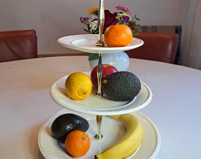 Wedgwood Edme tiered serving dish, cake stand, cake plate