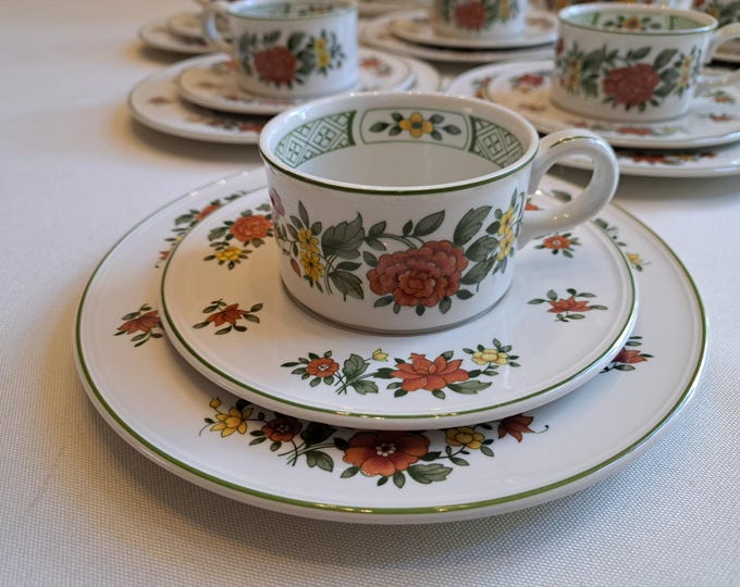 Villeroy & Boch Summerday lunch, teacup, saucer, breakfast plate