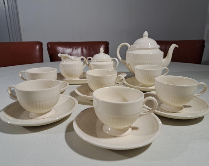 Wedgwood Edme coffee/tea set (6 pers.), teapot, cream set, teacups, bowl