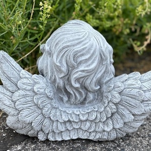 Large frost-resistant stone angel bust – dignified angel bust, garden decoration, cast stone, handmade gift image 3