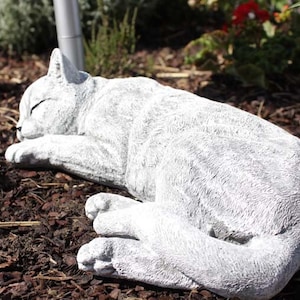 Large sleeping stone cat figure, frost-resistant – impressive sleeping cat garden decoration, cast stone, handmade gift image 4
