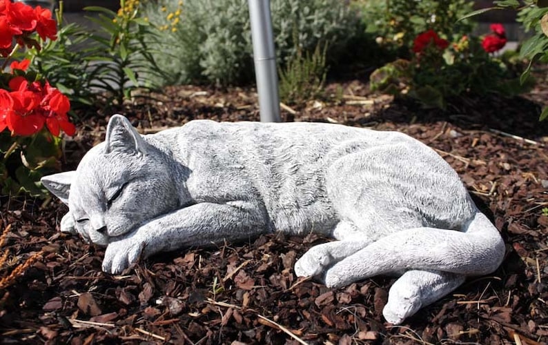 Large sleeping stone cat figure, frost-resistant – impressive sleeping cat garden decoration, cast stone, handmade gift image 1