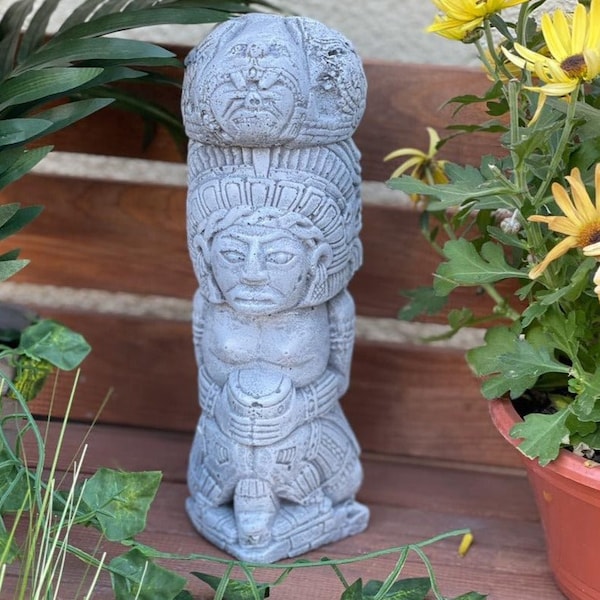 Steinfigur Azteken Maya Totem