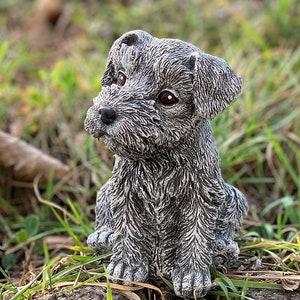 Steinfigur Hund Schnauzer