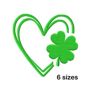 Puede incluir: Trébol verde dentro de un corazón de doble línea. El diseño está disponible en 6 tamaños.