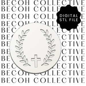 Peut inclure: Un fichier STL numérique avec un motif circulaire, une couronne de laurier et une croix. Le texte "DIGITAL STL FILE" est dans une forme noire. Le fond présente un motif répété des mots "BECOH COLLECTIVE".