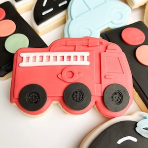 Koekjesstempel en uitsteker brandweerwagen, brandweerman, brandweerwagen, koekjes met verjaardagsthema, brandweerhelm, fondantstempel, koekjesvormer, 3D-gedrukt