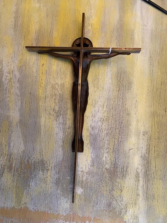 イエスを描いた美しいアンティークブロンズ十字架 0.42 x 26 cm、1800