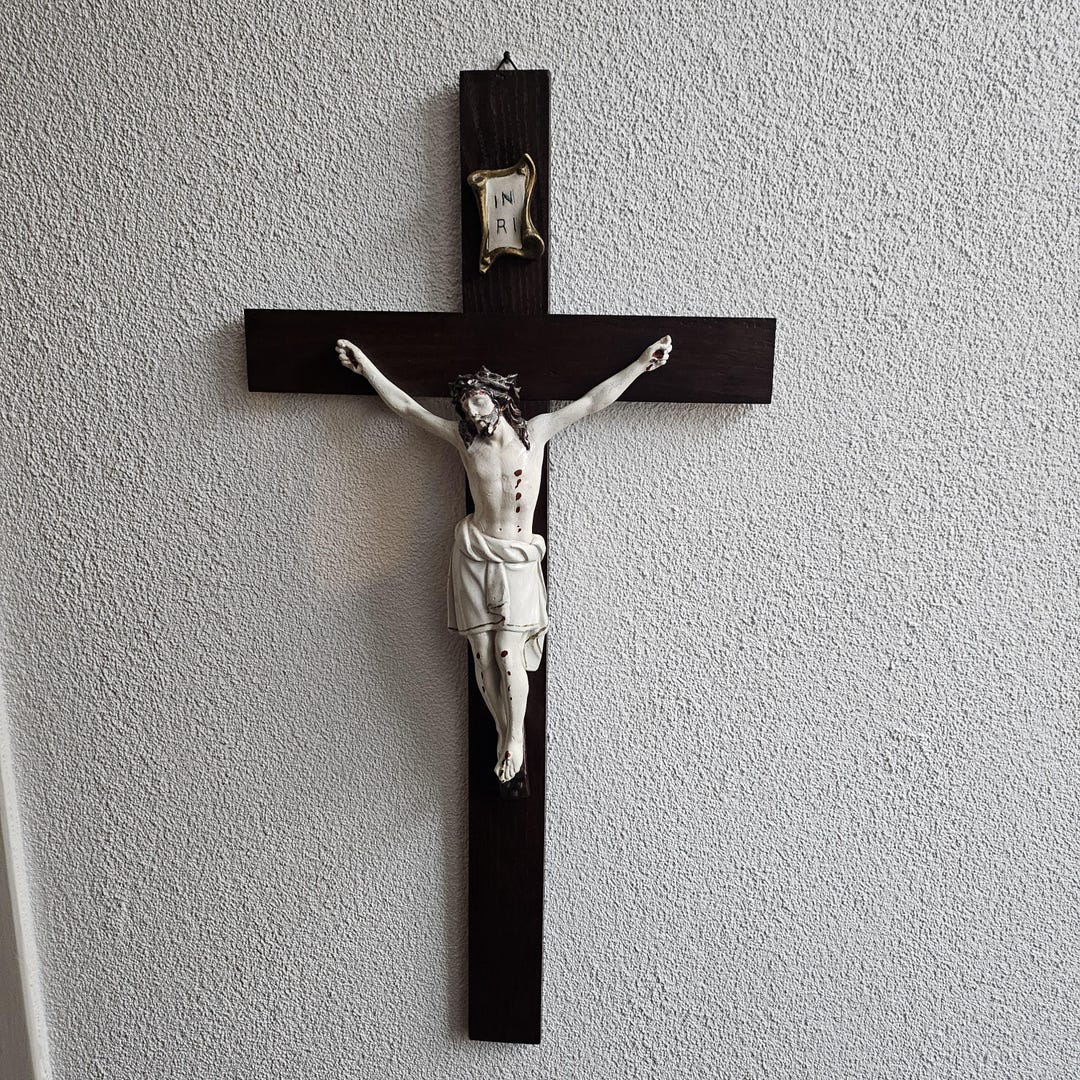 Beautiful Antique Crucifix of Jesus Inri, 65 Cm X 32.5 Cm. Corpus