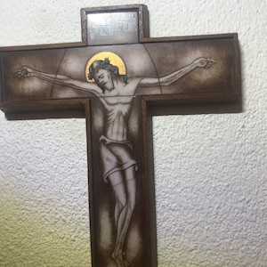 Beautiful old stained glass, opaline crucifix by Jan Perey, Van Paridon brothers