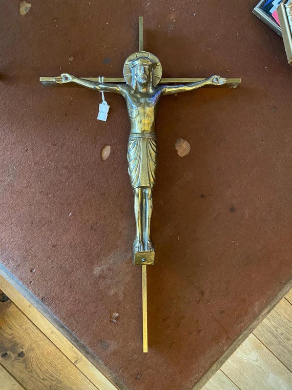 アンティークフランス/ベルギー ブロンズのキリストと十字架 杢目木製祭壇スタンド アンティークフランス/ベルギー ブロンズのキリストと十字架 杢目木製