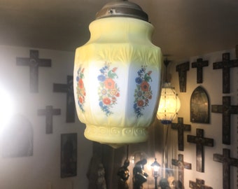 Lampe ancienne en opaline, pièce unique