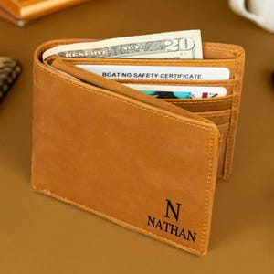 Cartera de cuero personalizada para hombre, regalo de aniversario, billetera personalizada con RFID grabada, graduación, papá, novio, él, esposo, padre