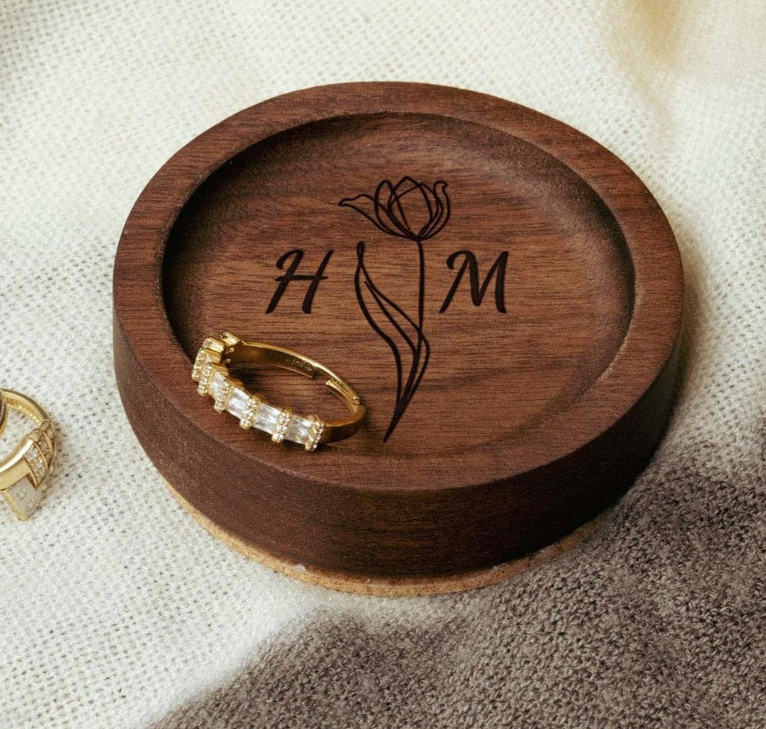 Personalized Wood Ring Dish, Engraved Floral Design, Wedding Keepsake ...