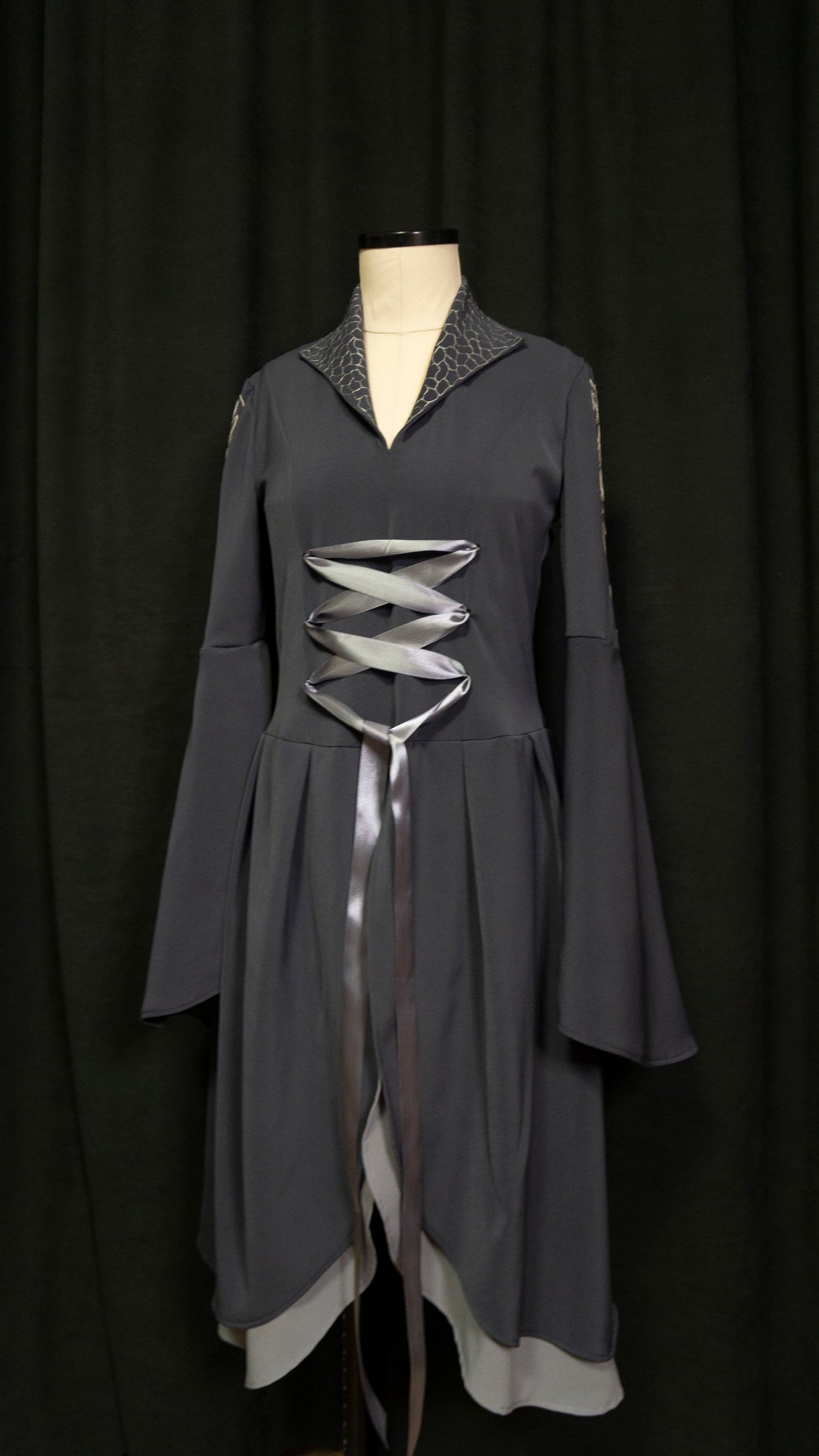 Arwen Chase Costume Grey Riding Dress lord of the Rings - Etsy