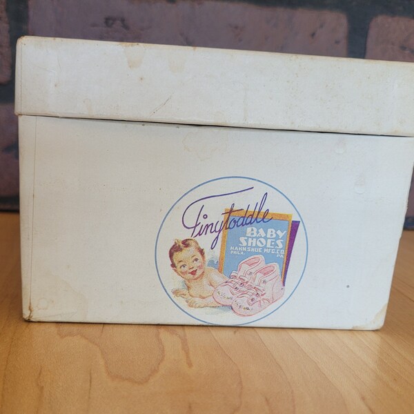 1940's Tinytoddle Wool Baby Shoes - American Felt Company - Original Box