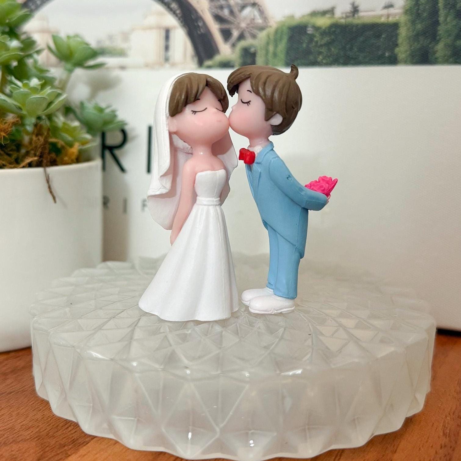 2 Pcs Cute Bride and Groom Wedding Figurine | Cute Wedding Couple ...