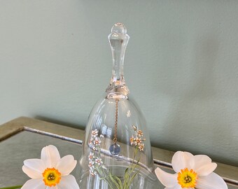 Vintage Avon Glass Bell with White Daffodils, Beautiful
