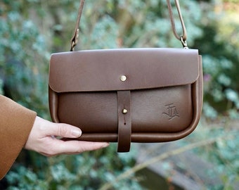 Small Leather Purse For Women, Adjustable/Convertable Strap for shoulder/waist, Premium Leather Belt Bag